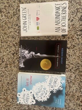John Green Paperback Book Lot - perfect condition